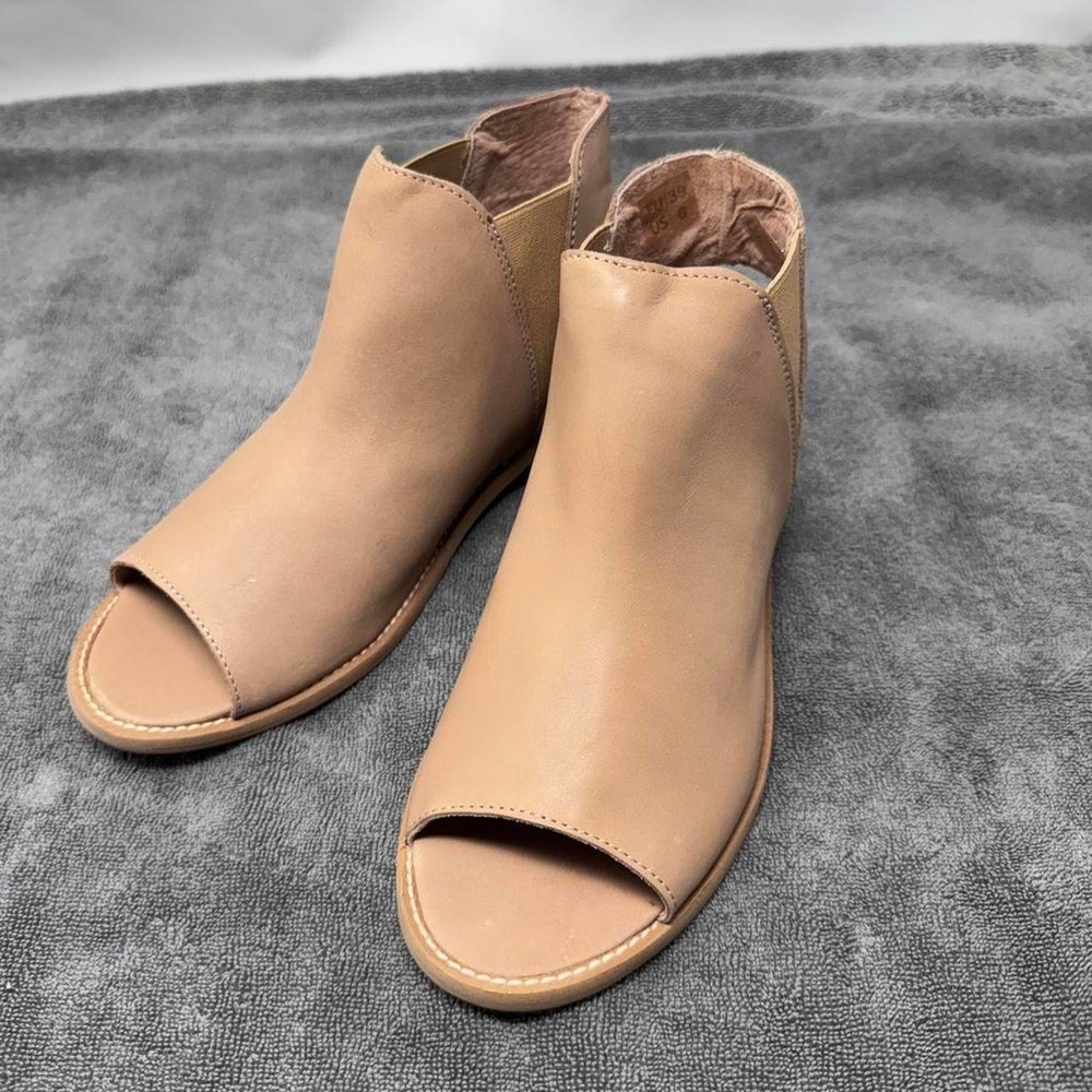 Womens Sz 8 Bootie Open Toed Tan Leather Europe Made Breezy